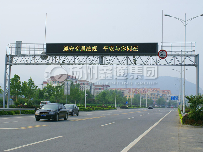 LMJ-013，桁架式情報(bào)板門架，龍門架