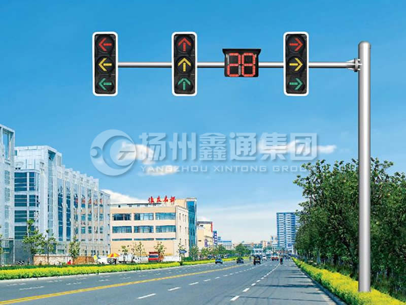 XHDG-012，L型等徑單臂信號(hào)燈桿
